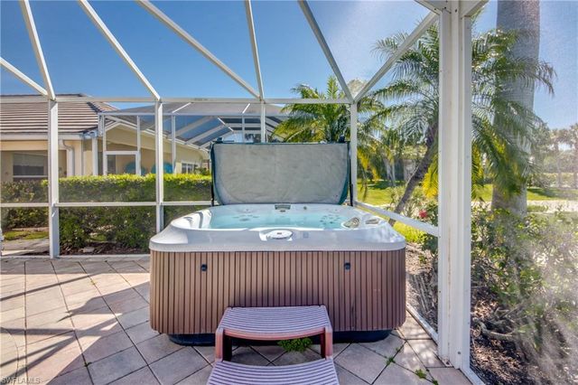 2626 Astwood CT, Cape Coral, FL 33991