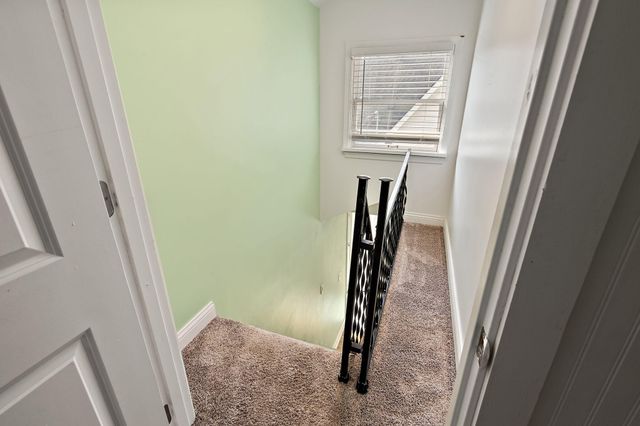 567 S Lakeview Drive, Lowell, IN 46356