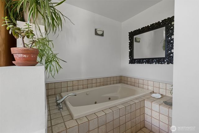 7914 Tidewater Road, Anacortes, WA 98221