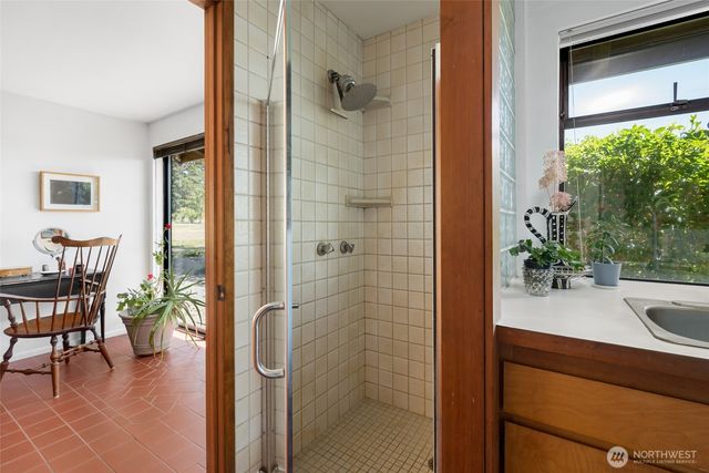7914 Tidewater Road, Anacortes, WA 98221