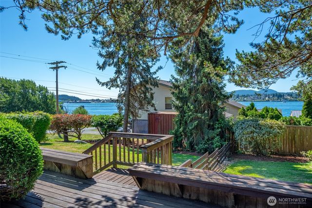 7914 Tidewater Road, Anacortes, WA 98221