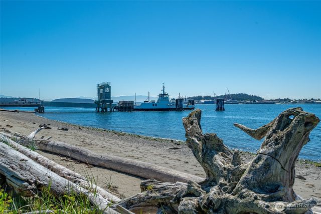 7914 Tidewater Road, Anacortes, WA 98221