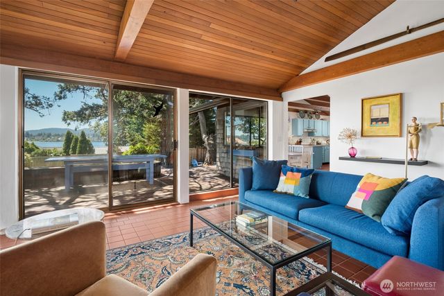 7914 Tidewater Road, Anacortes, WA 98221