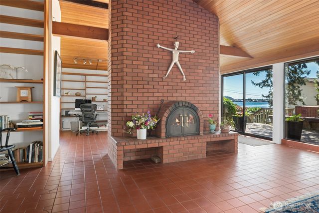 7914 Tidewater Road, Anacortes, WA 98221