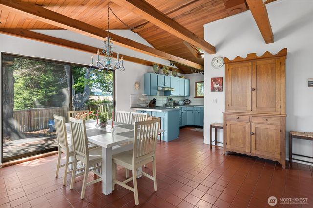7914 Tidewater Road, Anacortes, WA 98221