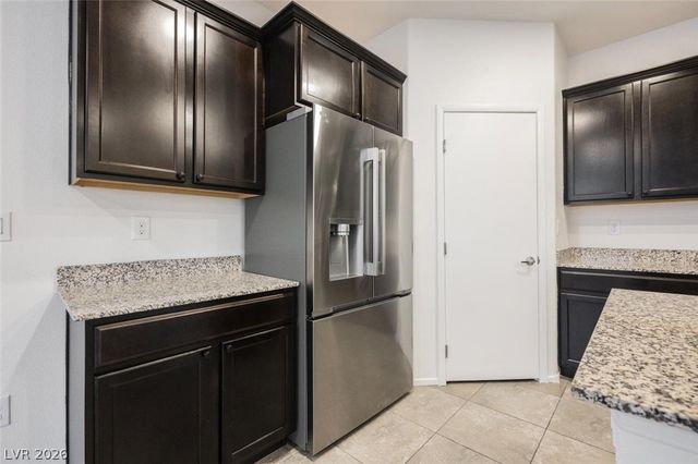 7232 Halo Falls Street, North Las Vegas, NV 89084