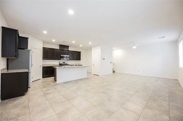 7232 Halo Falls Street, North Las Vegas, NV 89084