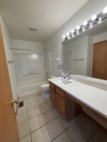 1769 Concord Drive 1769, Glendale Heights, IL 60139