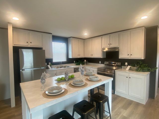 406 Lois Street, Clifton, CO 81520