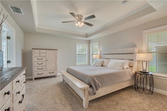 5305 Winchester Drive, Bryan, TX 77802