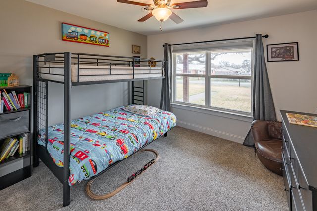 106 Joyce Drive, Argyle, TX 76226