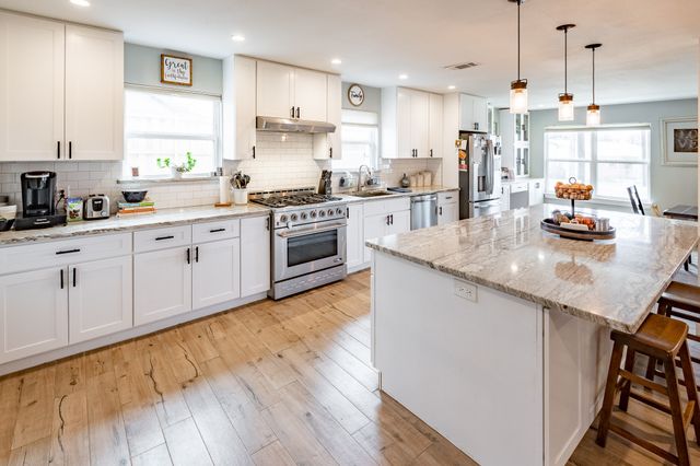 106 Joyce Drive, Argyle, TX 76226