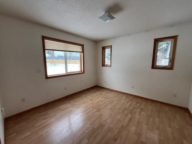 12214 Sunrise Road, Harris, MN 55032