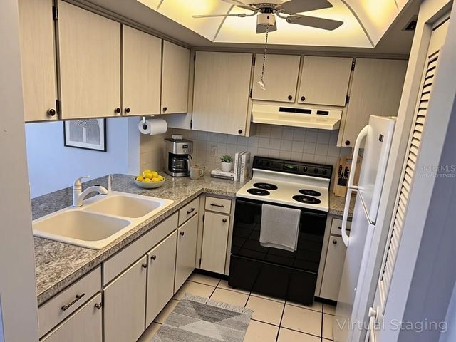 1250 S PINELLAS AVENUE 804, Tarpon Springs, FL 34689