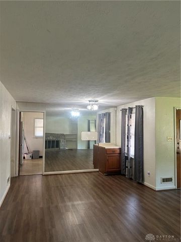 3231 Harvard Boulevard, Dayton, OH 45406