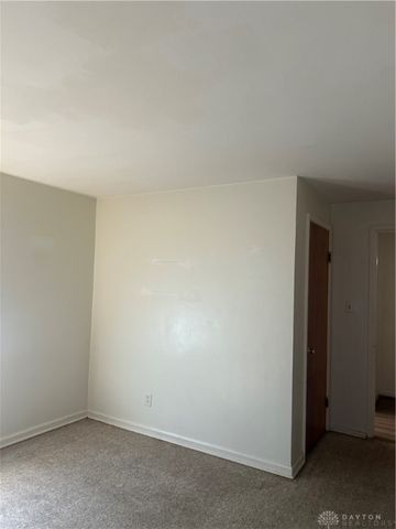 3231 Harvard Boulevard, Dayton, OH 45406