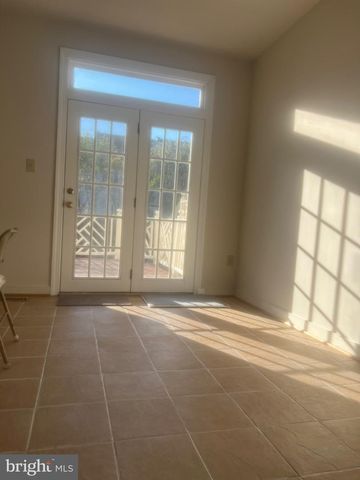 15722 CHERRY BLOSSOM LN, North Potomac, MD 20878