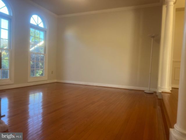 15722 CHERRY BLOSSOM LN, North Potomac, MD 20878