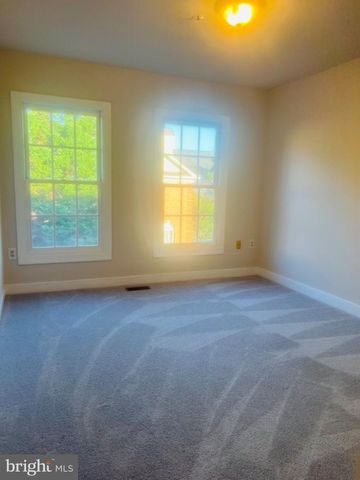15722 CHERRY BLOSSOM LN, North Potomac, MD 20878