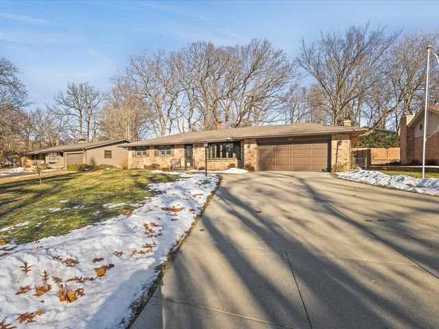 4616 Lanewood Drive, Rockford, IL 61108