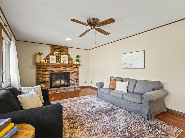 4616 Lanewood Drive, Rockford, IL 61108