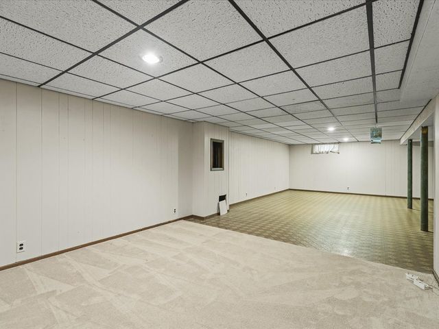 4616 Lanewood Drive, Rockford, IL 61108