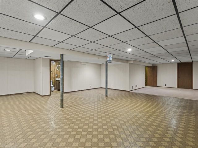 4616 Lanewood Drive, Rockford, IL 61108