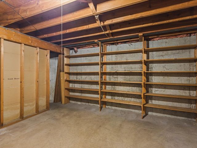 4616 Lanewood Drive, Rockford, IL 61108