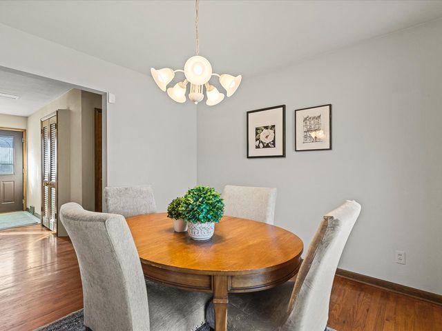 4616 Lanewood Drive, Rockford, IL 61108