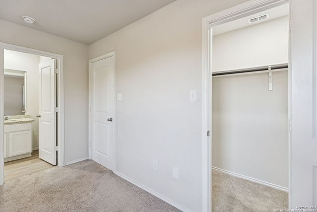 7356 Misty Ridge Dr Apt 13, Converse, TX 78109