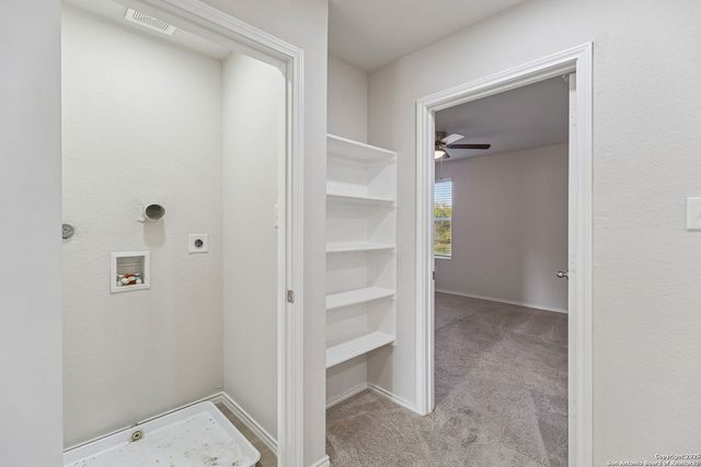 7356 Misty Ridge Dr Apt 13, Converse, TX 78109