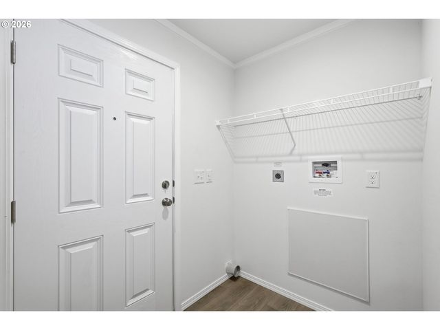 1551 A St, Springfield, OR 97477