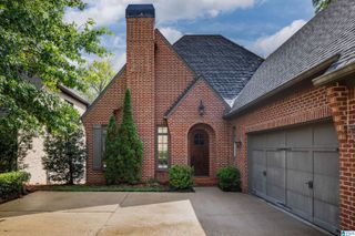 2317 OVERLOOK CREST, Vestavia Hills, AL 35226