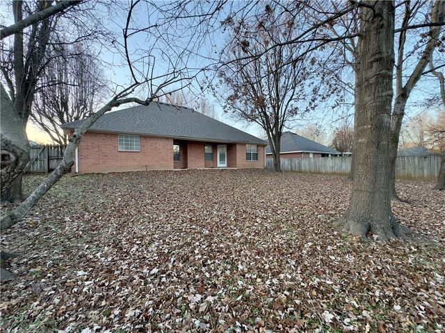 4901 Roxbury, Springdale, AR 72762