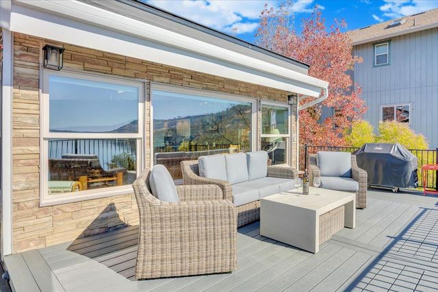 816 Foothill Rd, Copperopolis, CA 95228