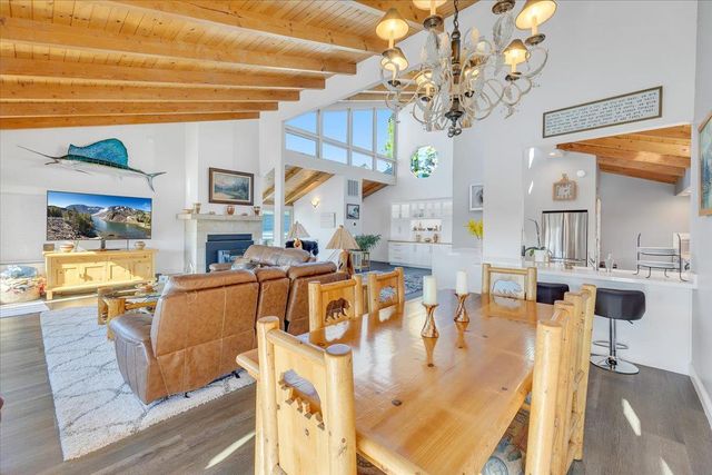 816 Foothill Rd, Copperopolis, CA 95228