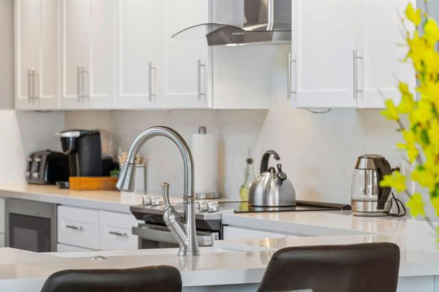 816 Foothill Rd, Copperopolis, CA 95228