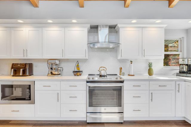 816 Foothill Rd, Copperopolis, CA 95228