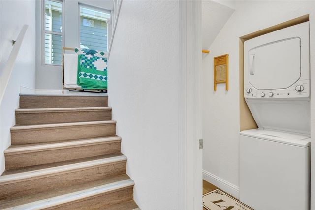 816 Foothill Rd, Copperopolis, CA 95228