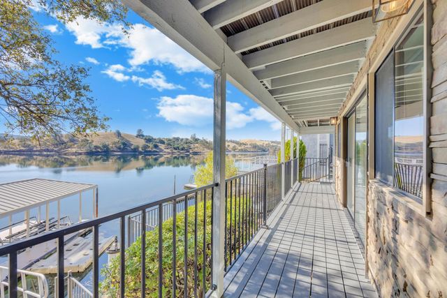 816 Foothill Rd, Copperopolis, CA 95228