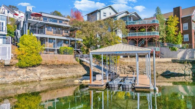 816 Foothill Rd, Copperopolis, CA 95228