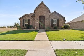 624 Washington Avenue, Waxahachie, TX 75165