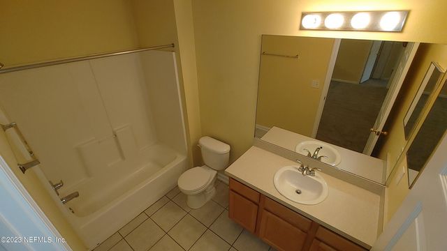 7058 SNOWY CANYON Drive 108, Jacksonville, FL 32256