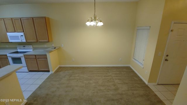 7058 SNOWY CANYON Drive 108, Jacksonville, FL 32256
