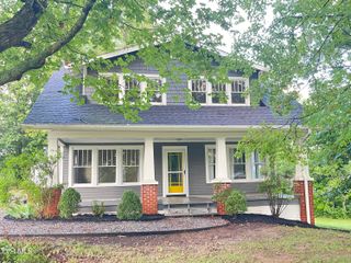 998 Carroll Creek Road, Johnson City, TN 37601