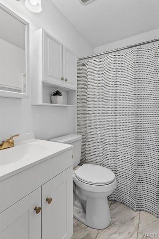 1706 N Wisteria Drive, St Charles, MO 63303