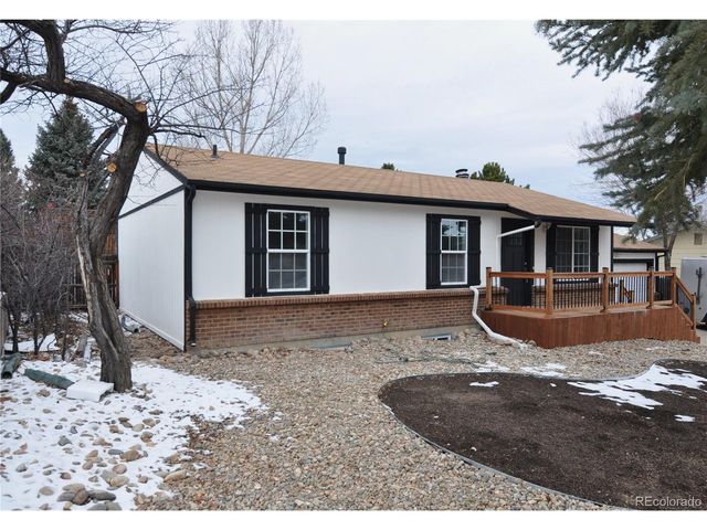 995 Oakwood Dr, Castle Rock, CO 80104