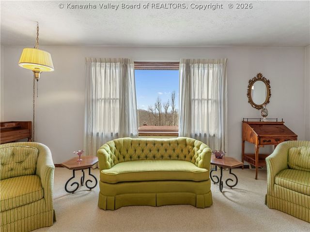 1875 Ellette Place, Charleston, WV 25311