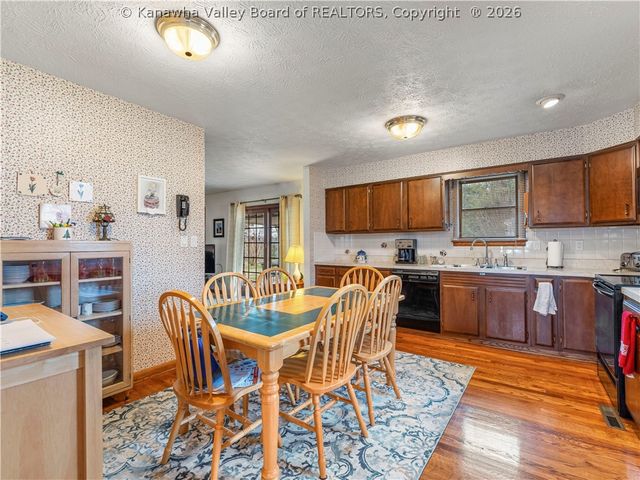 1875 Ellette Place, Charleston, WV 25311