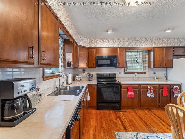 1875 Ellette Place, Charleston, WV 25311